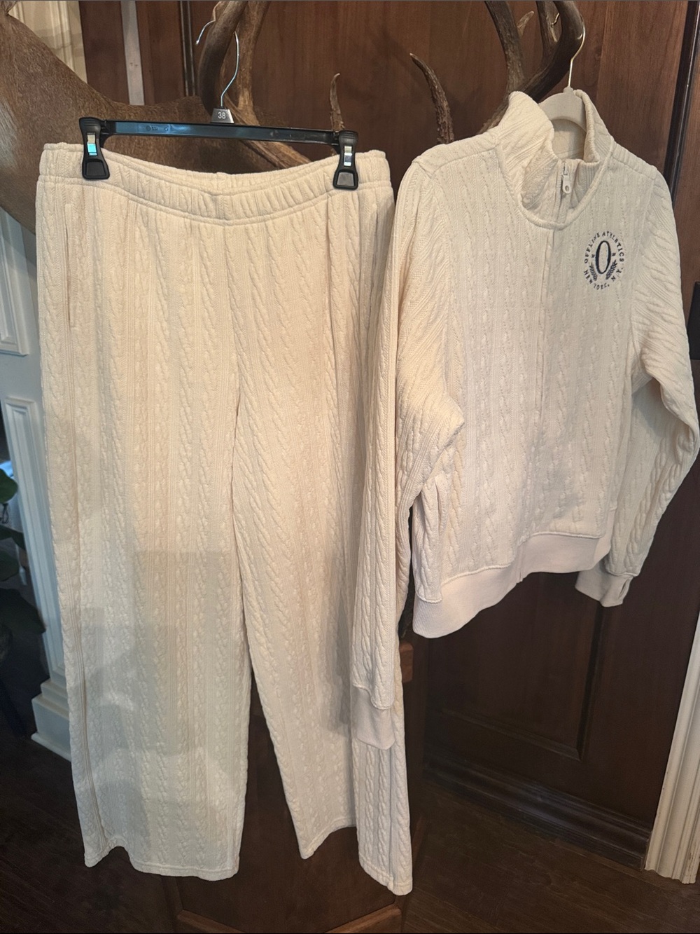 Women’s Aerie Cream Cable Knit Two-Piece Lounge Set Sz M